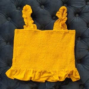 Crop top. NEW WITHOUT TAGS💛